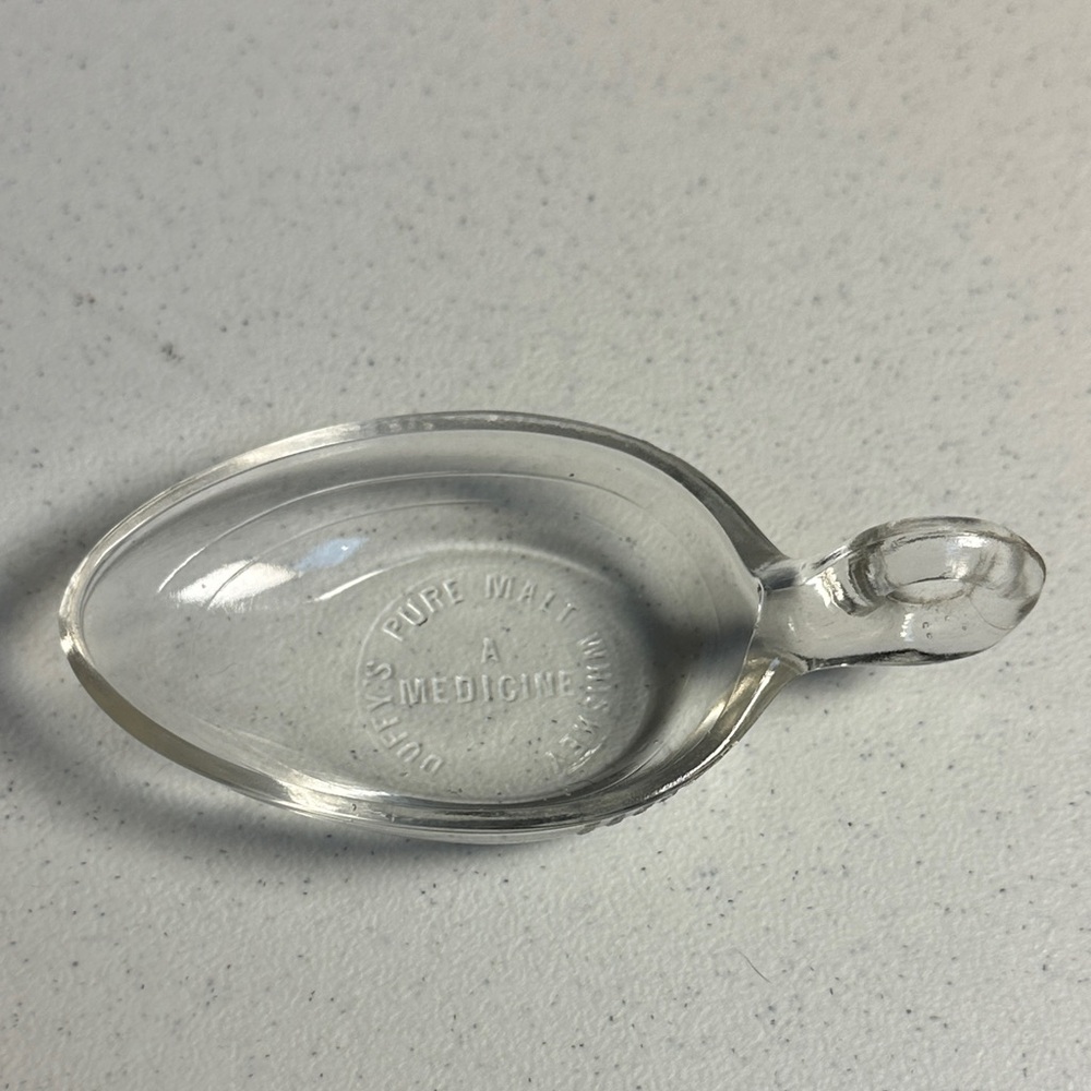 Clear Glass Medicine Spoon - Picture 3 of 6